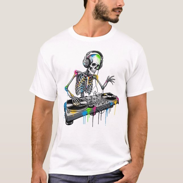 Coola Skeleton DJ Graffiti Stil T Shirt (Framsida)
