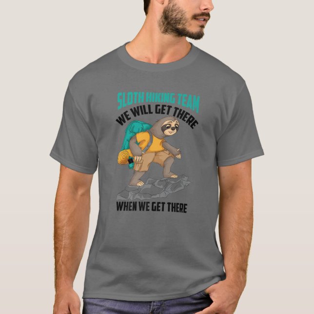 Coola Sloth Hiking Team | Lazy Backpackaging Sq T Shirt (Framsida)