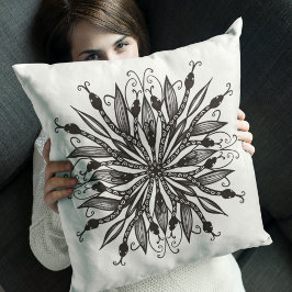 Coola Snakes Black and White Botanical Gothic Kudde