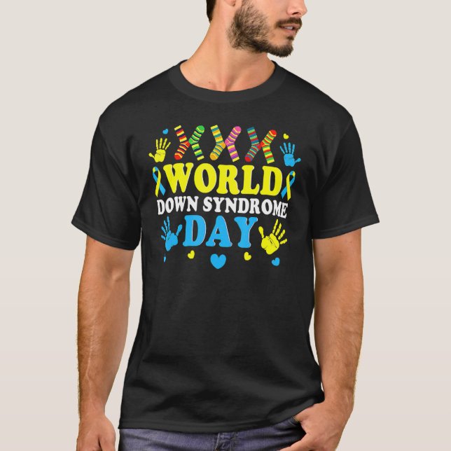 Coola Socks World Down Syndrome Awareness Supporte T Shirt (Framsida)