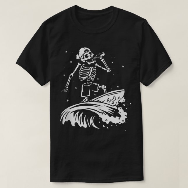 Coola Surfing Skeleton Surfer Swimmer Beach Vågar  T Shirt (Design framsida)