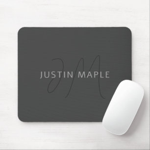Coola Tittar Namn och monogram   MÖRK GRÅTT Musmatta