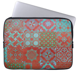Coola, trendig Aegean-plattor i rött och blått Laptop Fodral