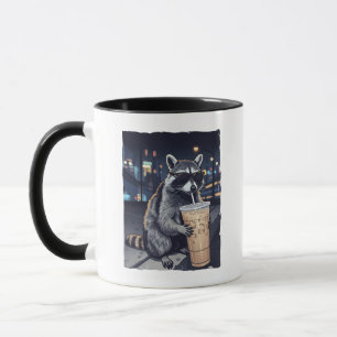 Coola tvättbjörn som dricker iskaffe natt scen Mug Mugg