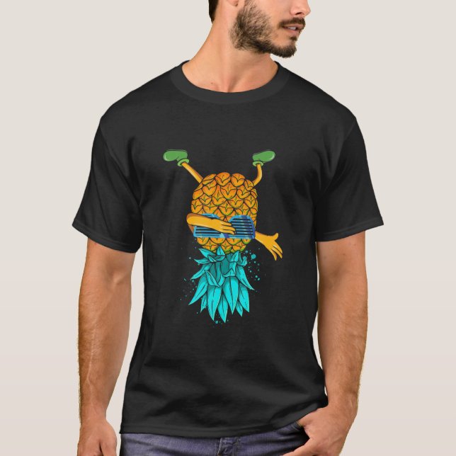 Coola upp och ned med ananas med solglasögon Swing T Shirt (Framsida)