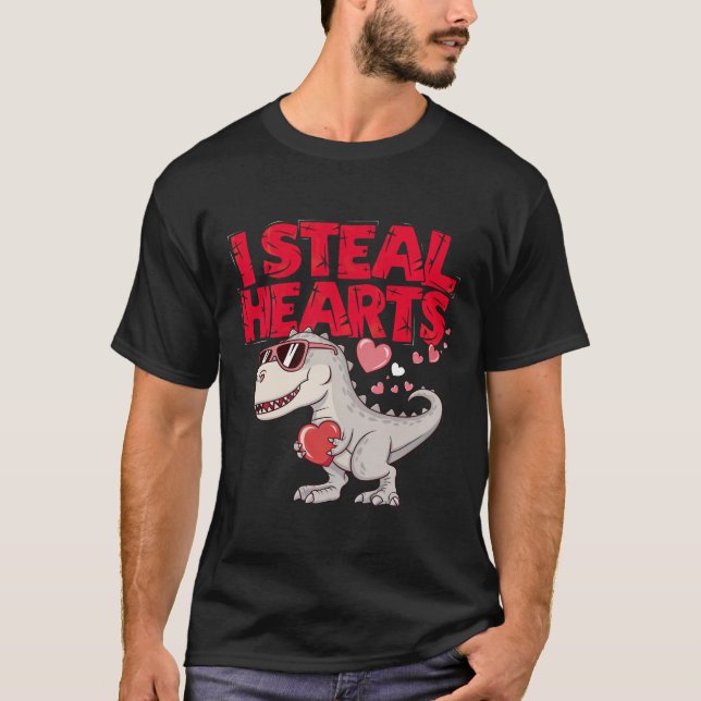 Coola Valentines Dino - "I Steal Hearts" T Shirt (Framsida)