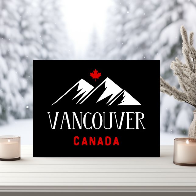 Coola Vancouver Canada Mountains Maple Löv Mörk Vykort (Skapare uppladdad)