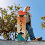 Coolan Anpassat namn Retro-rensa penseldrag Mini Skateboard Bräda 18,5 Cm<br><div class="desc">Skateboard med anpassade namn Coola Retro Sunset Push Strokes Skateboard har personligen namn på en återpenselrambakgrund i orange och blått. Anpassa genom att redigera texten i textrutan. Ge är en anpassningsbar som har skateboarder för personlig till din favoritskateboarder för jul,  födelsedag eller din BFF. Designad av ©Evco Studio www.zazzle.com/store/evcostudio</div>