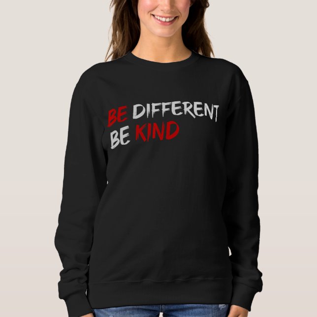Coolan måste vara annorlunda om utformningen är av t shirt (Framsida)