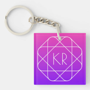 Coolans geometriska monogram Lila av Magenta Vio