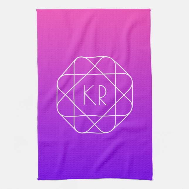 Coolans geometriska monogram | Lila av Magenta Vio Kökshandduk (Vertikal)
