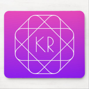 Coolans geometriska monogram Lila av Magenta Vio Musmatta