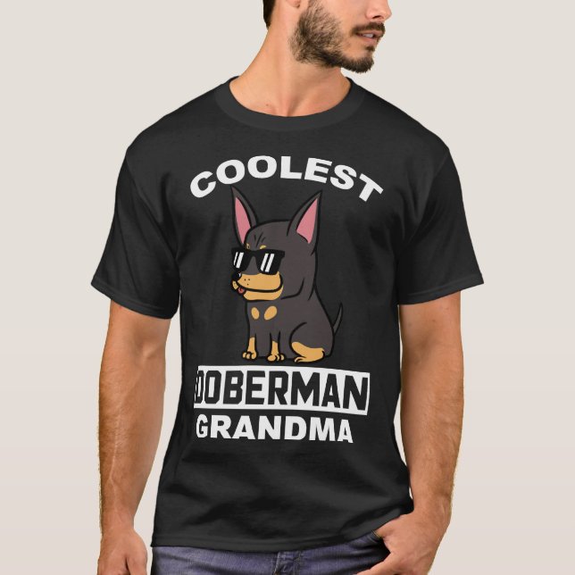 Coolest Doberman Grandma T Shirt (Framsida)
