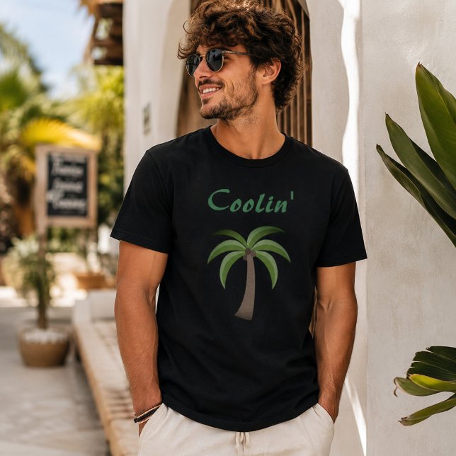 Coolin' Palmträd Tropisk Semester T-Shirt (Skapare uppladdad)
