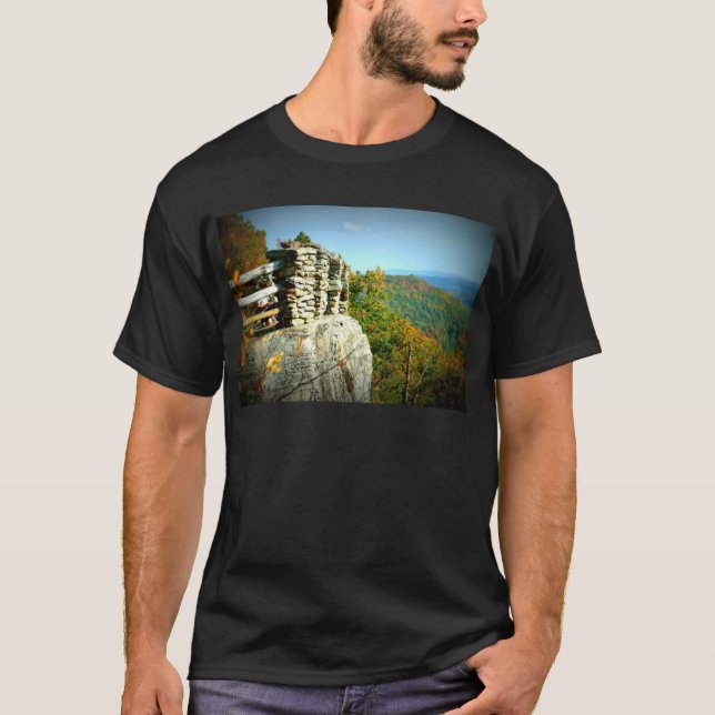 Cooperssten förbiser i nedgång. West Virginia Tee (Framsida)