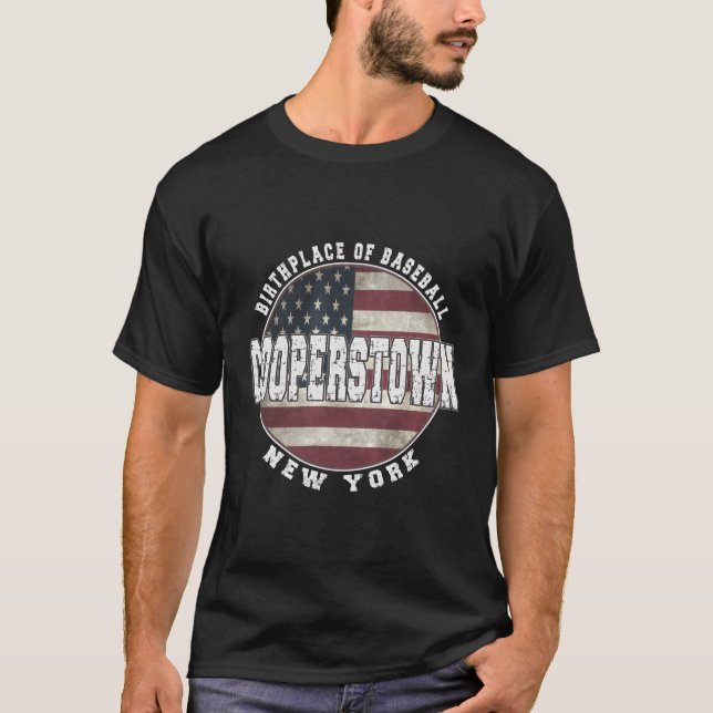 Cooperstown New York American Flagga T Shirt (Framsida)
