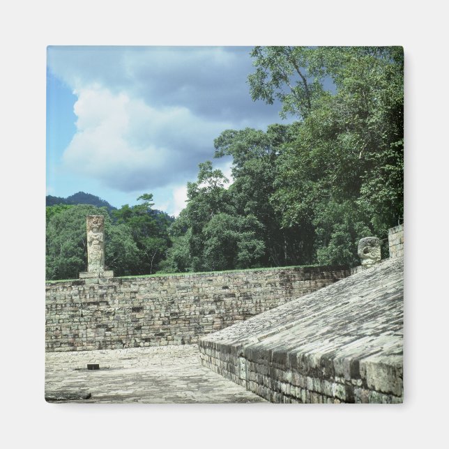 Copan City Ancient Mayan Ruins Photo Designad Magnet (Framsidan)