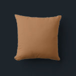Copper Solid Plain Färg Kudde<br><div class="desc">Färg i koppar är en djup, varm rödbrun. Ofta förekommer det i naturen, särskilt i sten och i marken. Hex# AE703F Koppar har en stark och livfull relation till lyx och rikedom. Skapar det som ett underbart val för att lägga till en aning sofistikering till alla utseende och utformningar.</div>