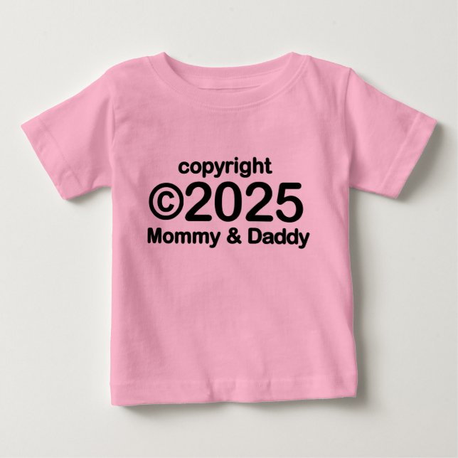 Copyright 2022 Mamma och Pappa Baby T-shirt (Framsida)