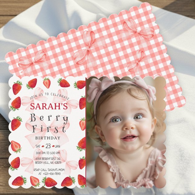 Coquette Berry Första Födelsedags Foto Inbjudan (Coquette Berry First Birthday Photo Invitation)
