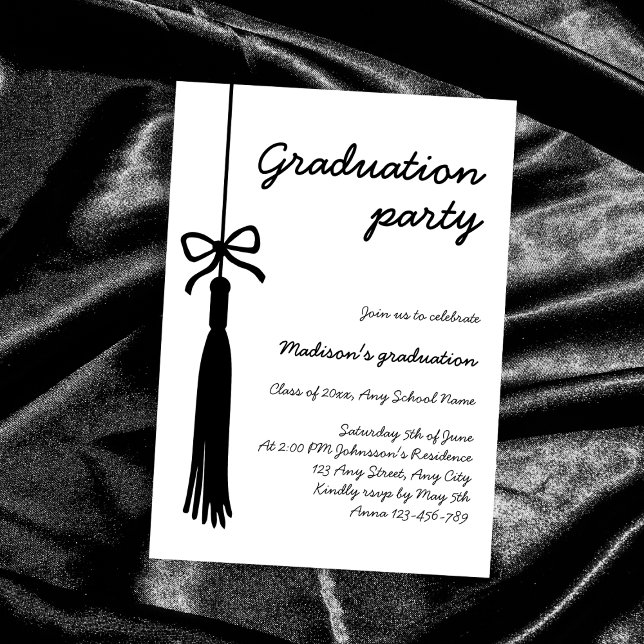 Coquette Bow-handskrivet teckensnitt 2025 Studente Inbjudningar (Coquette Bow Handwritten Font 2025 Graduation Invitation)