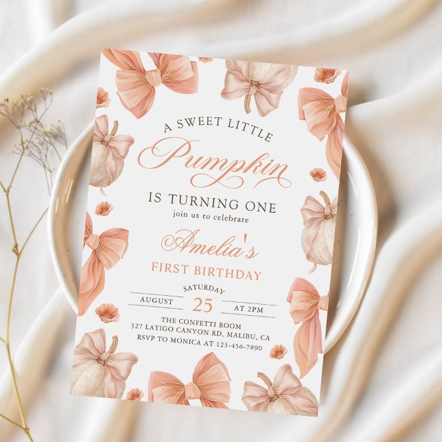 Coquette Bow Little Pumpkin Birthday-inbjudan Inbjudningar (Skapare uppladdad)