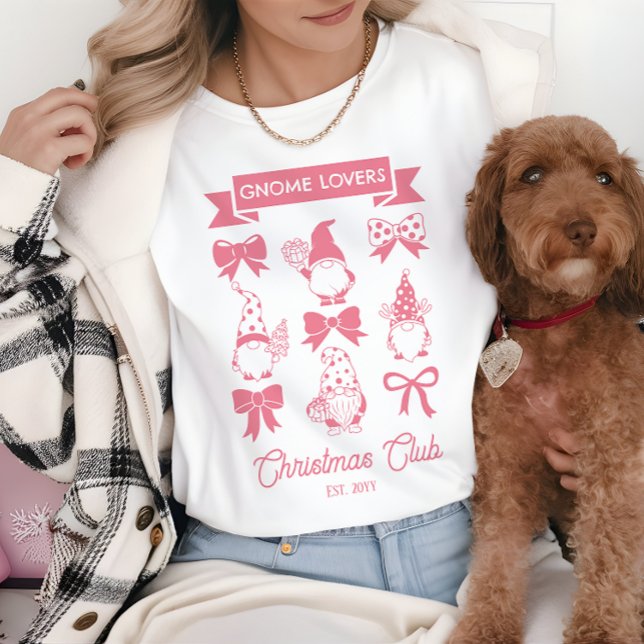 Coquette Gnome Älskare-Klubben - Rosa | Vit T Shirt (Coquette Gnome Lovers Christmas Club Pink | White Tri Blend Shirt)