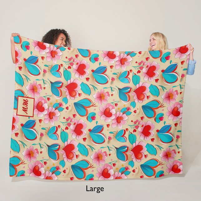 Coquette-hjärtan och blomkrämmonogram fleecefilt (Skapare uppladdad)