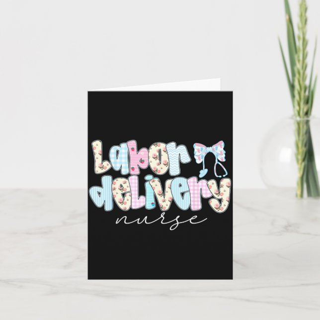 Coquette Labor And Delivery Nurse Crewneck, Bow St Kort (Framsida)