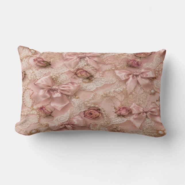 Coquette Lace & Pearls Pillow Lumbarkudde (Framsida)