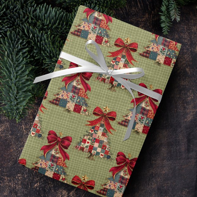 Coquette patchwork christmas trees green squares presentpapper (Skapare uppladdad)
