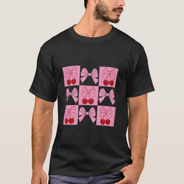 Coquette Ribbon Cherry Coquette Bow Rosa A T Shirt (Framsida)