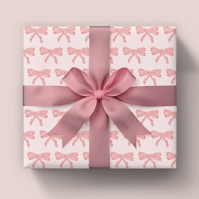 Coquette  rosa och rödstrimlade bogserare presentpapper (Cute pink stripe coquette bow wrapping paper)