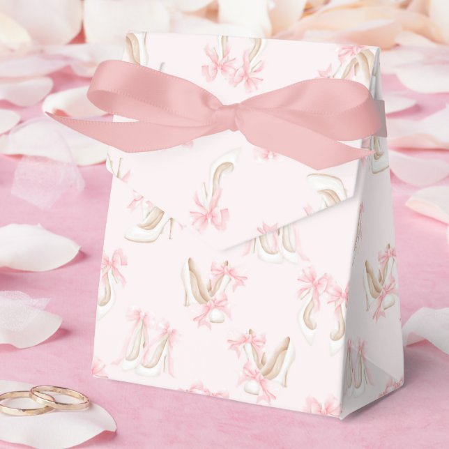 Coquette Shoes Pattern  Presentaskar (Bröllop)