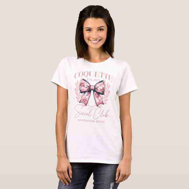 Coquette Social Klubb T-Shirt - Rosa Bow Aesthetic (Hel framsida)
