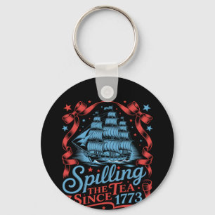 Coquette Spilling the Tea sedan 1773 4:e juli Nyckelring