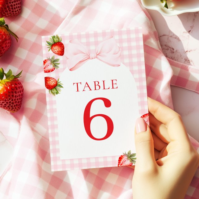 Coquette Strawberry Table Numbers Inbjudningar (Skapare uppladdad)