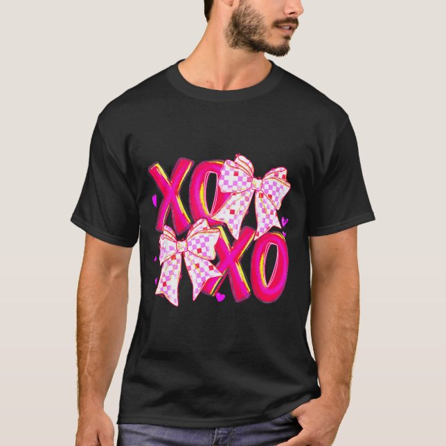 Coquette Valentine Xoxo Funny Valentine Bow Hearts T Shirt (Framsida)