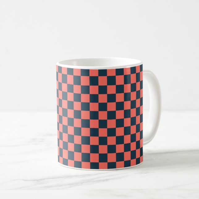 Coral and navy checkerboard pattern kaffemugg (Framsida höger)