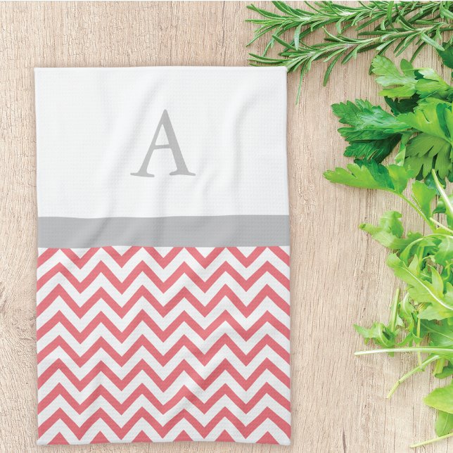 Coral Chevron Monogram Kökshandduk (Skapare uppladdad)