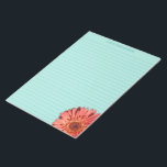 Coral Färgad Gerbera Daisy Photo Mint Grönt Anteckningsblock<br><div class="desc">Lägg till en spricka av färg till nästa brev med den här personligen skrivpapper eller skrivpapper. Den innehåller ett foto av en gerbera-daisy i en skarp korall färg mot en myntbakgrund i grönt. Detta papper styrs med linjer i en samordnande grönt färg.</div>