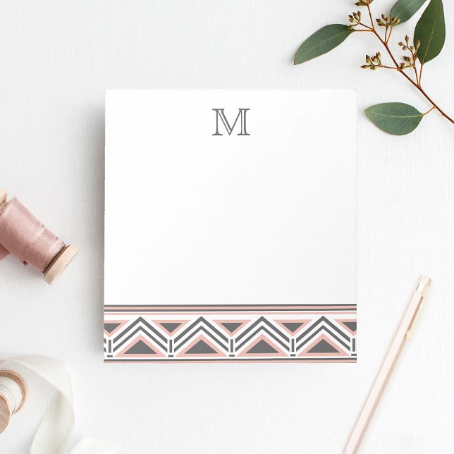 Coral och Grått Geometric Tribal Mönster Monogram Anteckningsblock (Skapare uppladdad)