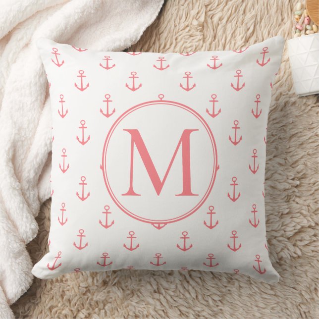 Coral Rosa Anchors på White Monogram Kudde (Filt)