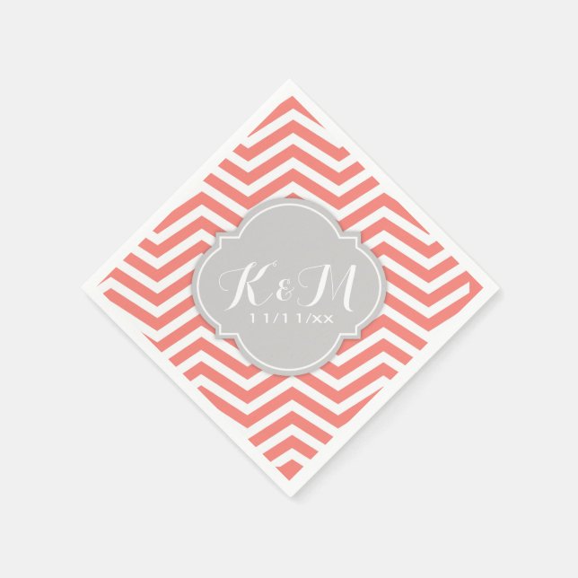 Coral Rosa and White Chevron with Monogram Pappersservett (Hörn)