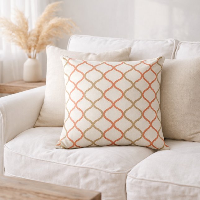 Coral Tan Quatrefoil Pattern Moroccan Trellis   Kudde (Skapare uppladdad)