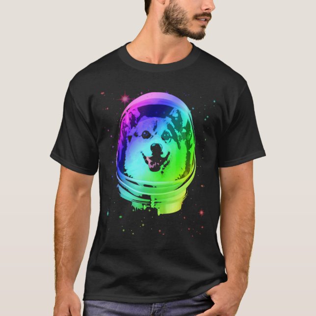 Corgi är en astronaut med en rymdhjälm t shirt (Framsida)