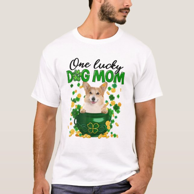 Corgi Dog Mom Irish Green Shamrock St Patrick's Da T Shirt (Framsida)