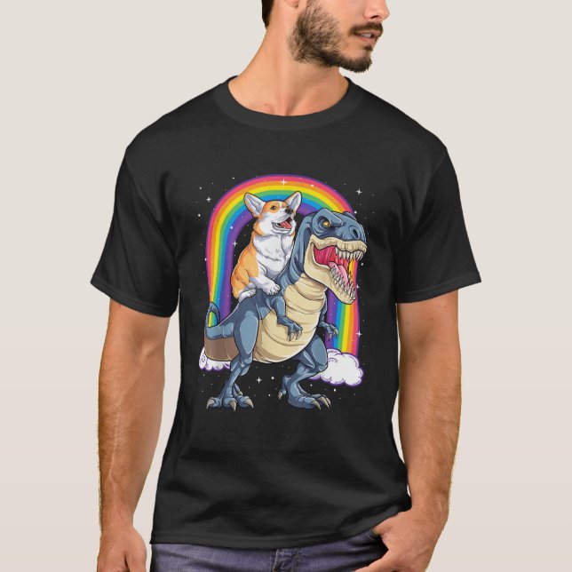 Corgi Riding Dinosaur T rex T Shirt (Framsida)
