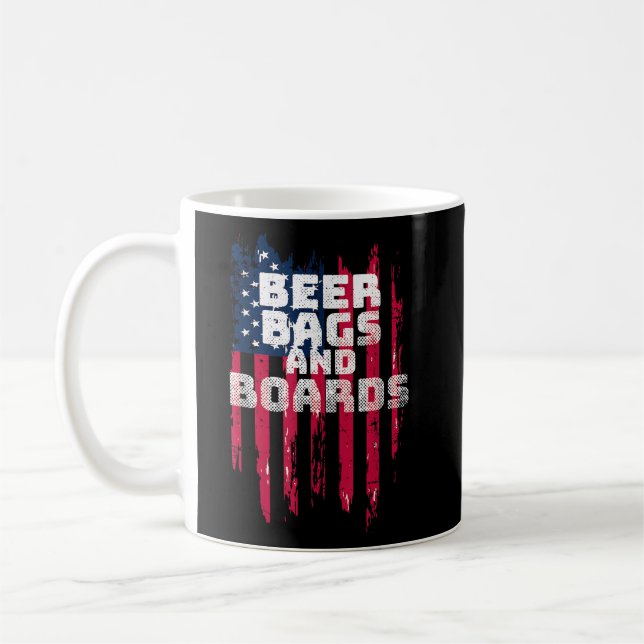 Cornhole Beer Bags and Boards Kaffemugg (Vänster)