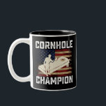 Cornhole Champion American Flagga USA 4:e juli Två-Tonad Mugg<br><div class="desc">Cornhole Champion American Flagga USA 4:e Cornhole</div>